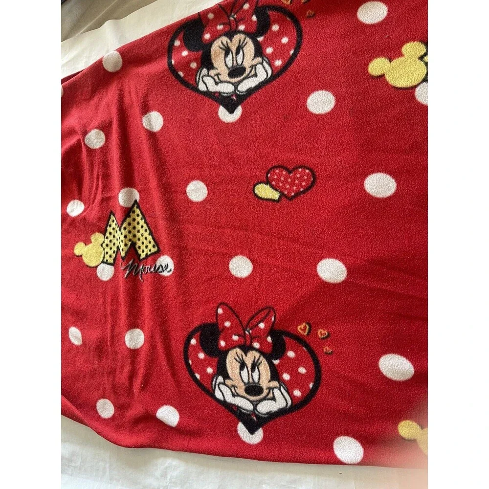 Disney Minnie Mouse Blanket  58 in x 66 in, Red Disney Fleece Bedroom